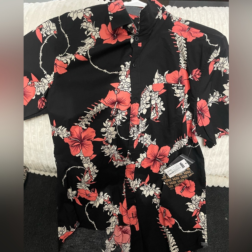 Vans Large Classic Fit Button Down